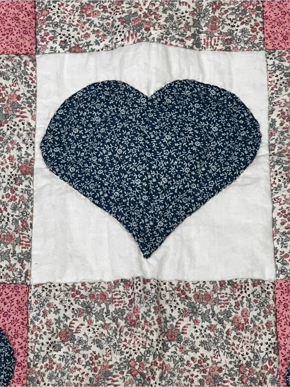 Handmade Heart Quilt Wall Hanging Pink Floral Patchwork 33x33